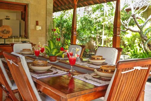 Vườn quanh Villa Plawa Asri