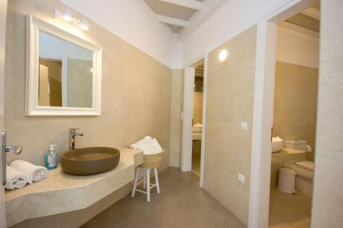 Koupelna v ubytování Anixi Hotel