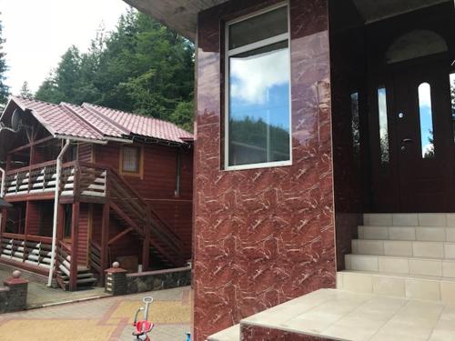 Budova, kde se hotel nachází