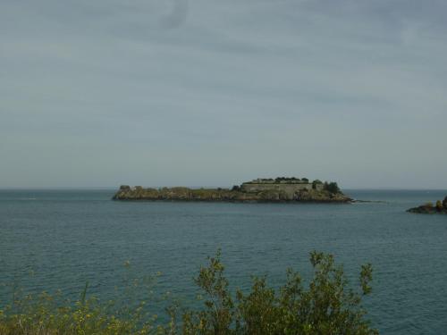 an island in the middle of a large body of water at Gîte "L'Escale Marine" in Cancale