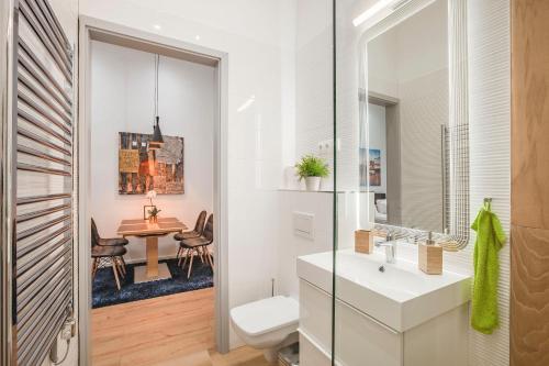 Kúpeľňa v ubytovaní Budapest Broadway Apartment