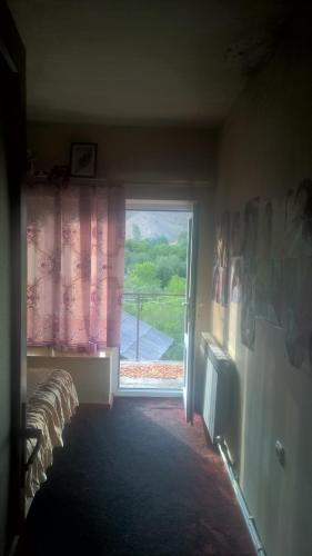  Areni House B&B -  Room  picture :    Tea/Coffee maker    Shower    Balcony                            