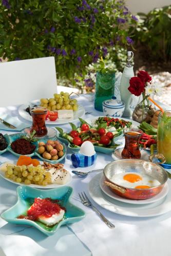 Gallery image of Alura Hotel in Alacati