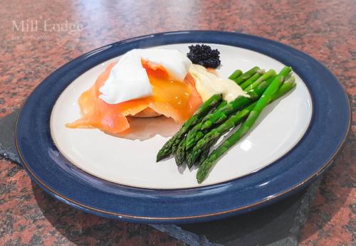 Jídlo v bed and breakfast nebo okolí