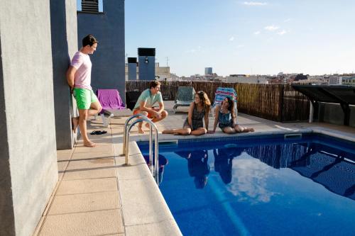 Student accommodation Residencia Estudiantes Onix, Barcelona ...