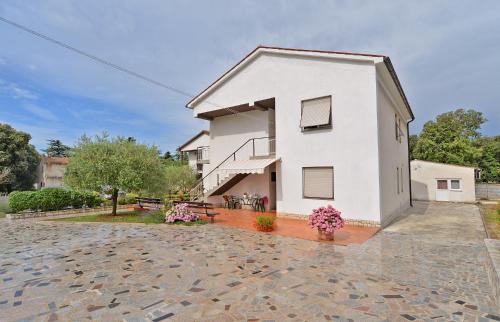 Apartment & Room Tanja 1552