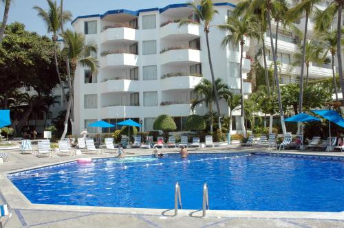 Bazén v ubytování Hotel Acapulco Malibu nebo v jeho okolí