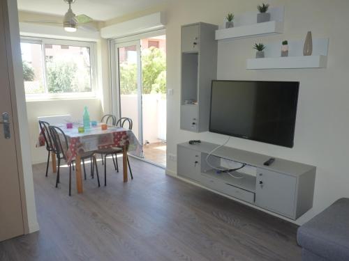 Appartement T3, 5 couchages, Residence La Mediterranee, Narbonne Plage