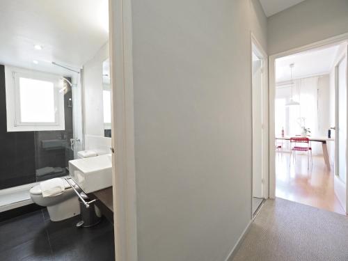BarcelonaForRent Sagrada Penthouse