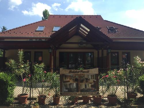 Budova, v ktorej sa ubytovanie bed & breakfast nachádza
