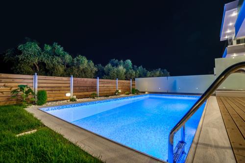 Πισίνα στο ή κοντά στο Leandros Villas