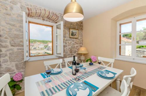 Φωτογραφία από το άλμπουμ του House Morko σε Vrboska