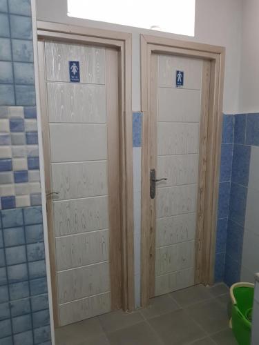 Un baño de Hotel Afef