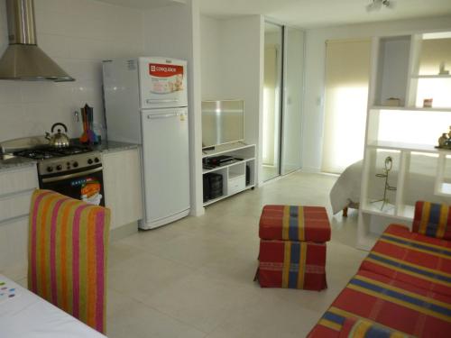 1-1/2 AMB c/BALCON SOLEADO en EDIFICIO FRENTE AL MAR