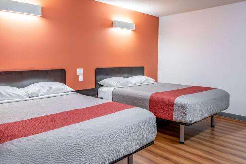 Gambar di galeri bagi Motel 6-Fort Nelson, BC di Fort Nelson
