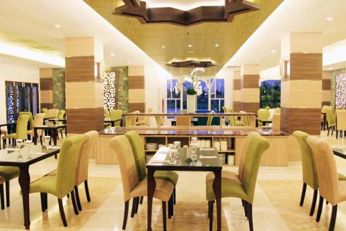 Restoran atau tempat makan lain di Lorin Syariah Solo Hotel