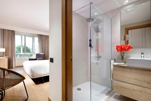 Koupelna v ubytování Hotel SB Corona Tortosa