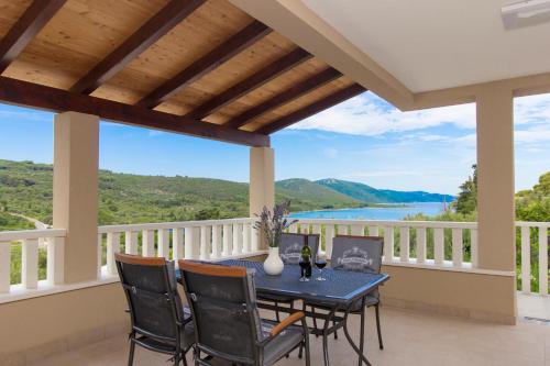 Gallery image of Paradise in Brbinj