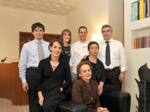 Hosté ubytování Petronilla - Hotel In Bergamo