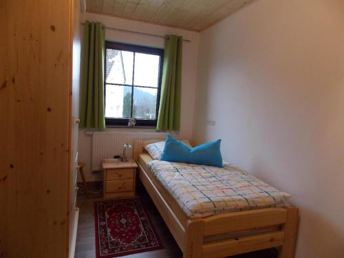 Postel nebo postele na pokoji v ubytování Ferienwohnung Wittenzellner