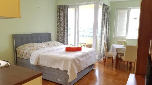 Seaside apartment