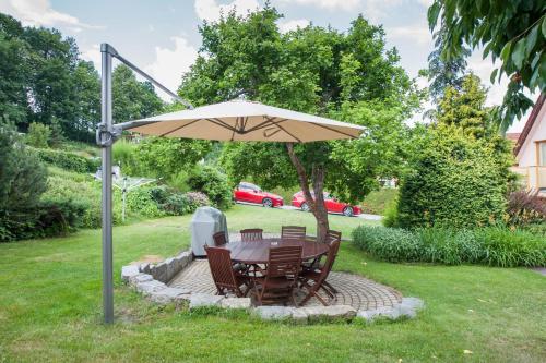 Zahrada ubytování Hotel Garni Pod Skalkou