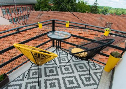 Penthouse Apartmentにあるバルコニーまたはテラス