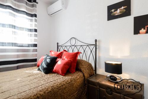 Argensola Center - 2-Bedroom Apartment with Terrace