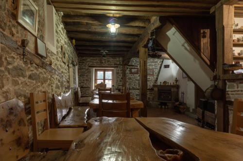 Photo de la galerie de l'établissement Guest House The Old Lovech, à Lovetch