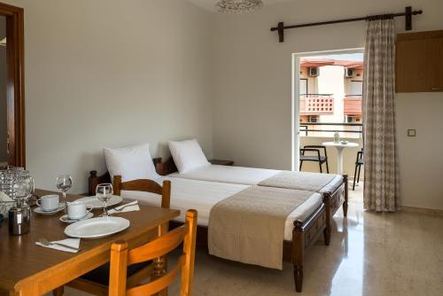 Imagen de la galería de Merabello Apartments, en Agia Marina de Nea Kydonia