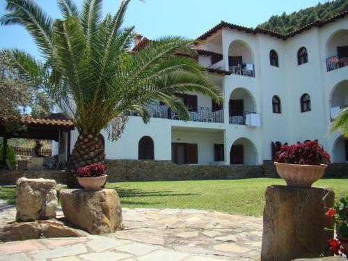 Gallery image of Vour 52 in Vourvourou
