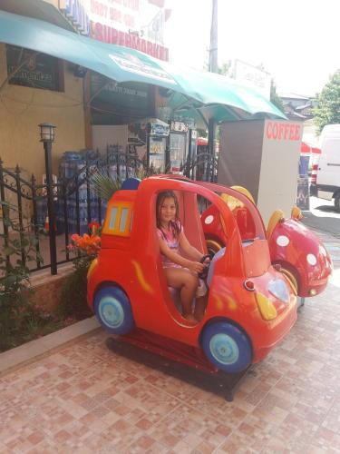 Επισκέπτες που μένουν στο Hotel Sirena