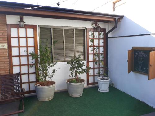 Το κτήριο όπου στεγάζεται  το hostel