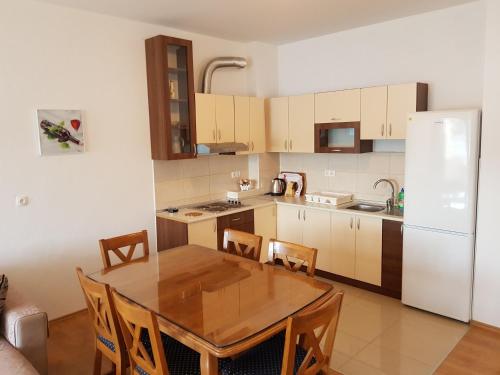 Kuhinja ili čajna kuhinja u objektu Villa Domane Mario