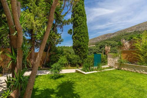 Hedera Estate, Villa Hedera