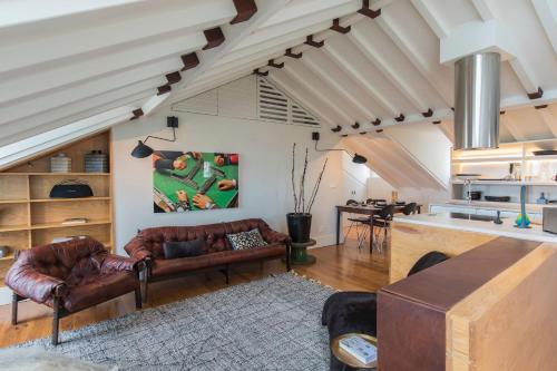 Stunning Penthouse with the best views by LovelyStay