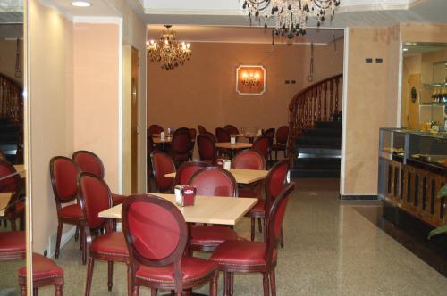 Restoranas ar kita vieta pavalgyti apgyvendinimo įstaigoje Hotel Tito Serrano'