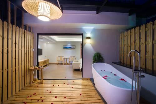 Fotografie z fotogalerie ubytování Riverside Inn Guilin Central v destinaci Kuej-lin
