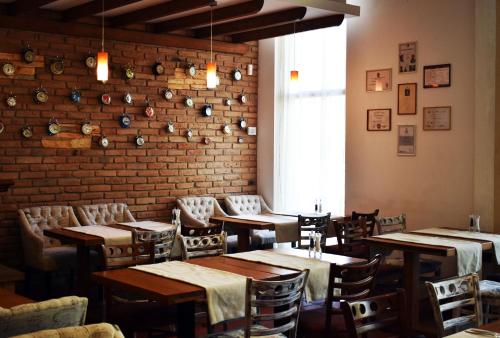 Gallery image of Hotel Orehite-G in Dobrich