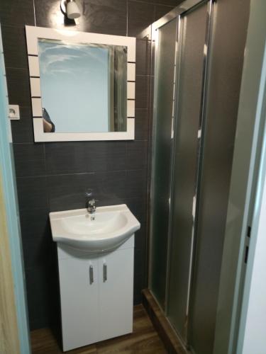 Un baño de Apartmány City
