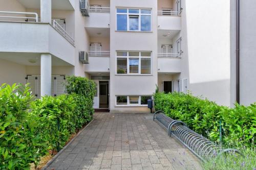 AURORA house with apartments – Photos 3