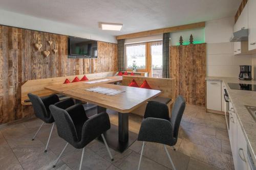 Η κουζίνα ή μικρή κουζίνα στο XL Appartements Steinhaus