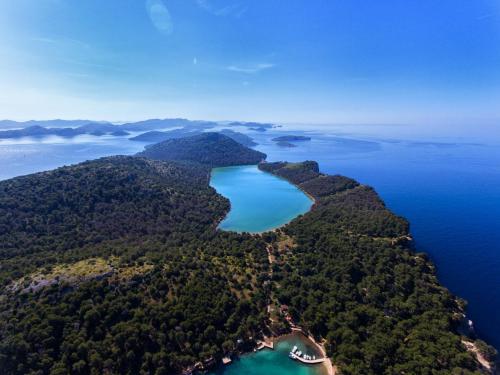 an aerial view of an island in the ocean at Villa Median in Žman
