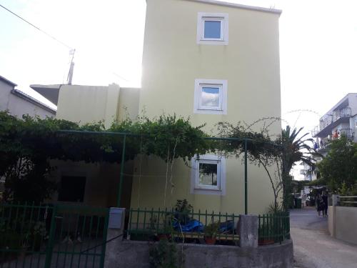 Apartmani Lucia