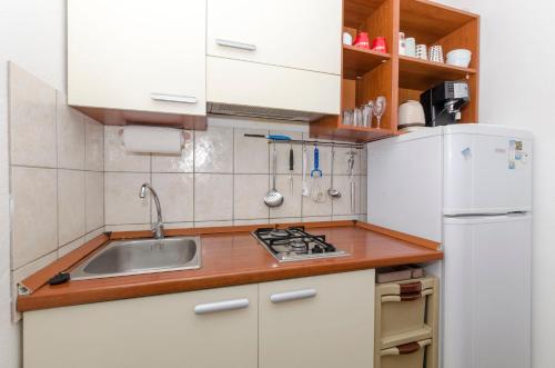 Apartments Dinko – Photos 4