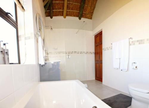 Gallery image of Little Rock Guesthouse in Jongensfontein