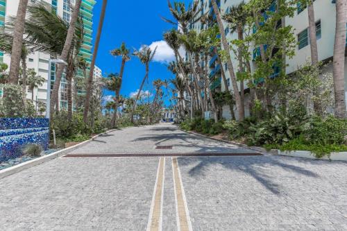 2/2 Miami - Hollywood Beach with direct ocean view at Sian