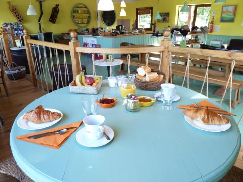 Mad på campingpladsen eller i nærheden