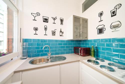 Central London Apartment - Great Location photo 42