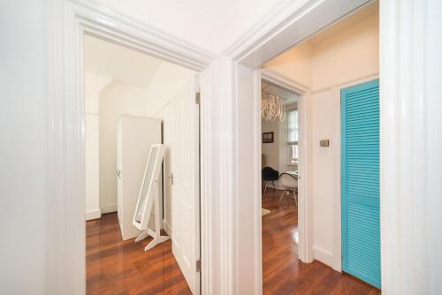 Central London Apartment - Great Location photo 46
